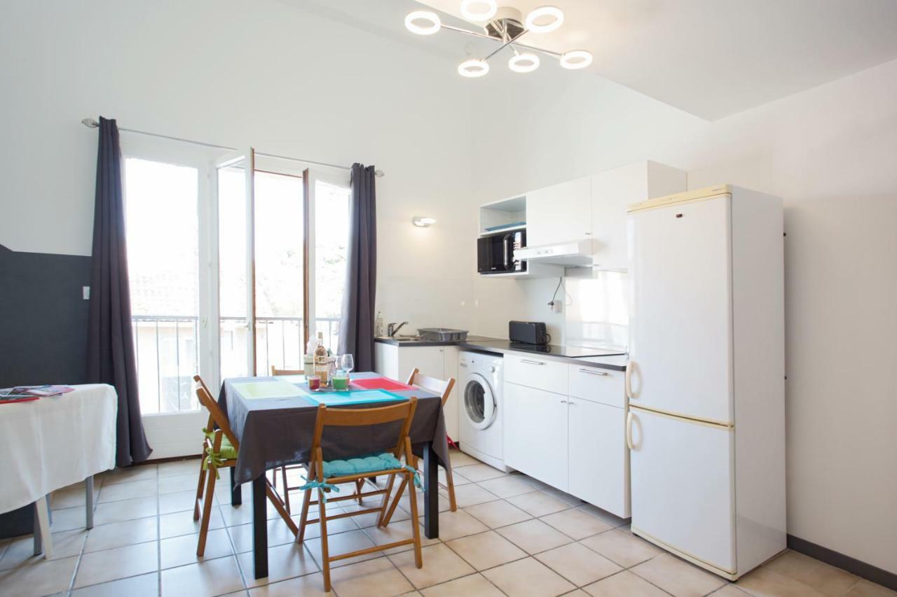 Duplex 4 Personnes A 200M De La Mer Apartamento Hyères Exterior foto